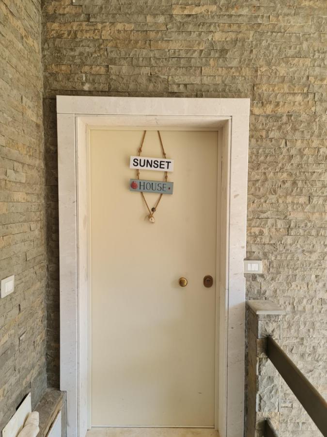 Sunset House Apartment วญอเรอ ภายนอก รูปภาพ